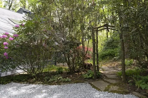 40 Moonbeam Place Highlands NC 28741