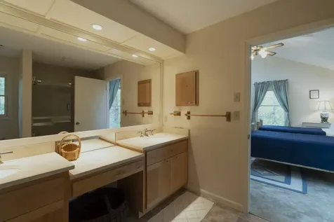 40 Moonbeam Place Highlands NC 28741