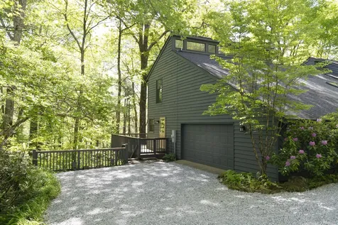 40 Moonbeam Place Highlands NC 28741