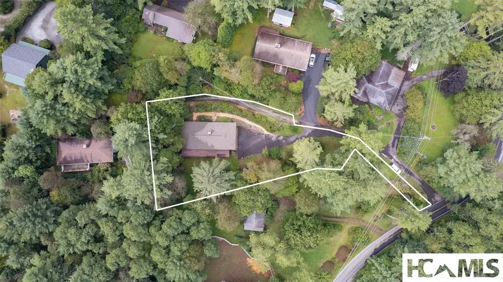 66 Forrest Lane Highlands NC 28741