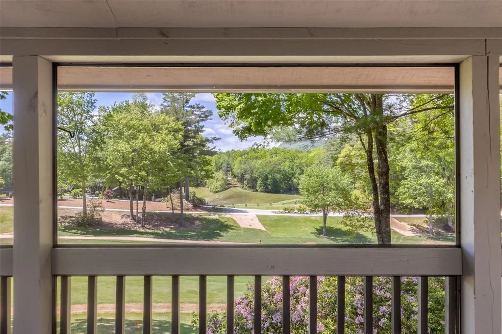 84 Fairway Villas Drive Sapphire NC 28774
