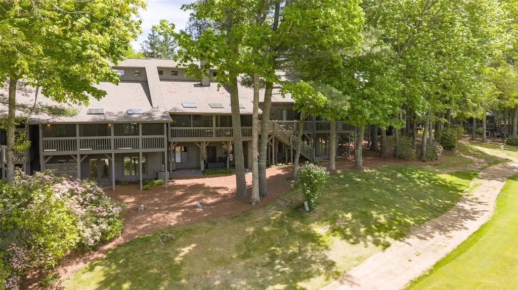 84 Fairway Villas Drive Sapphire NC 28774