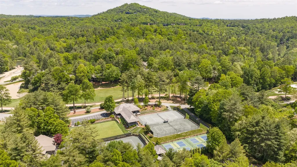 84 Fairway Villas Drive Sapphire NC 28774