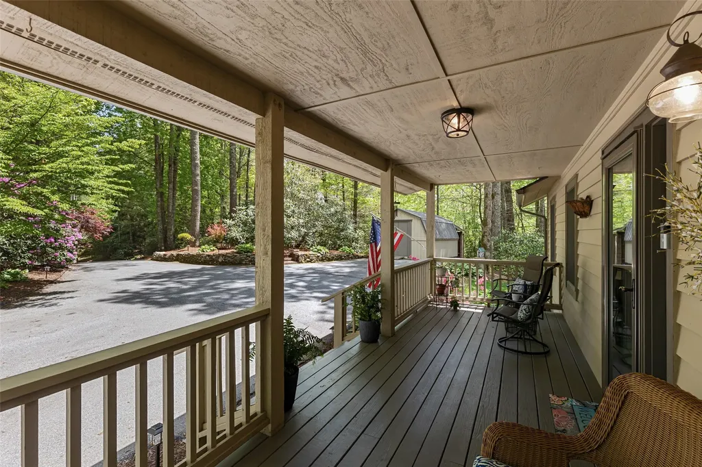 308 Woodsy Pine Trail Glenville NC 28736