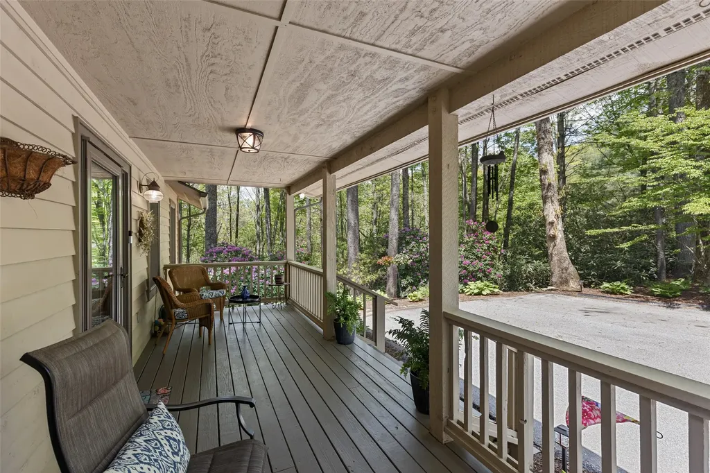 308 Woodsy Pine Trail Glenville NC 28736