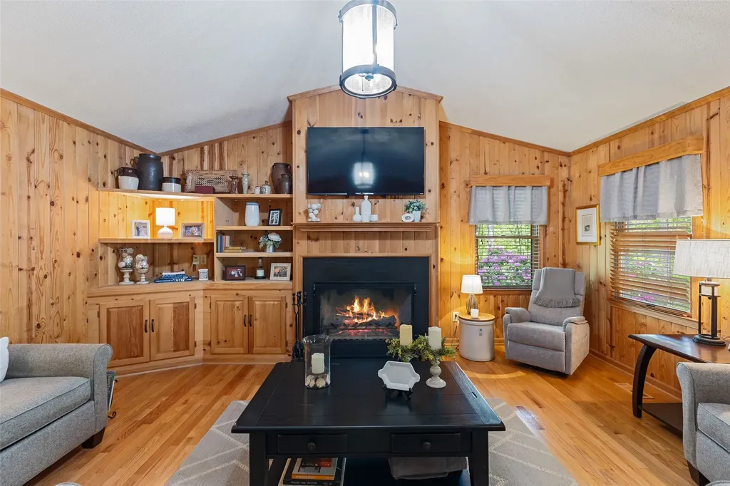 308 Woodsy Pine Trail Glenville NC 28736