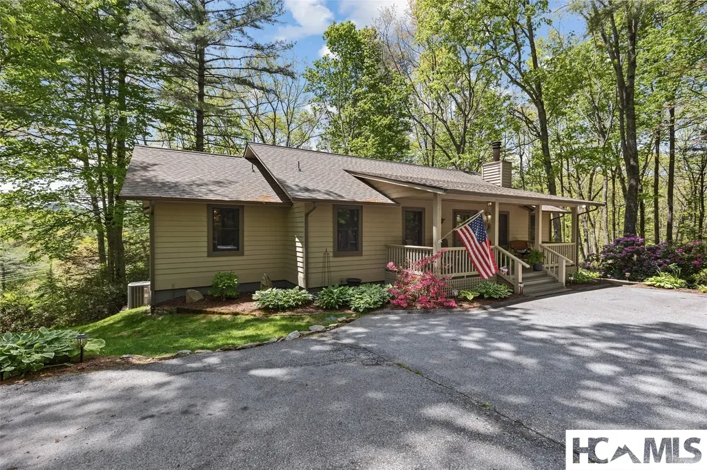 308 Woodsy Pine Trail Glenville NC 28736