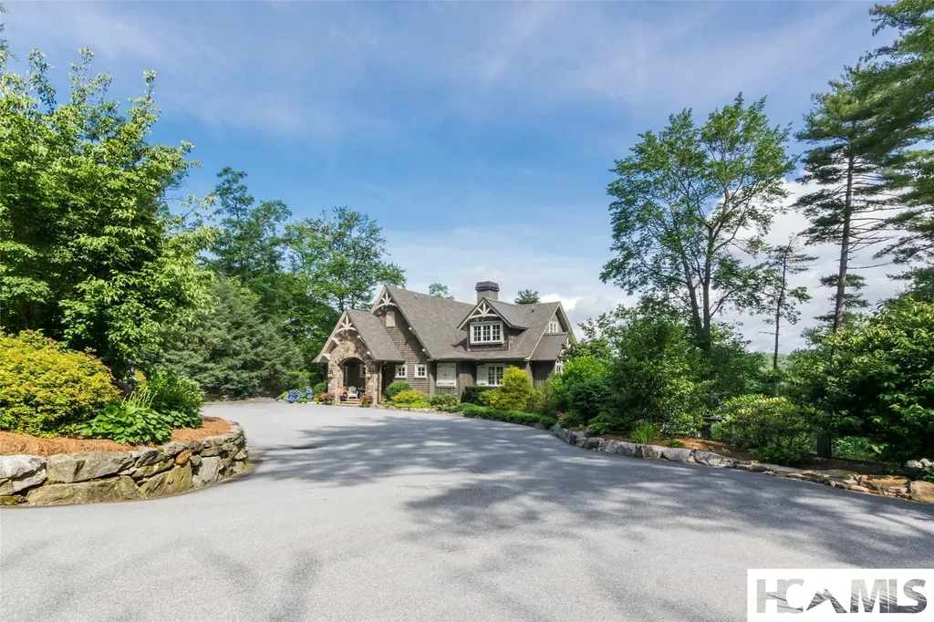 421 Easter Lane Cullowhee NC 28723