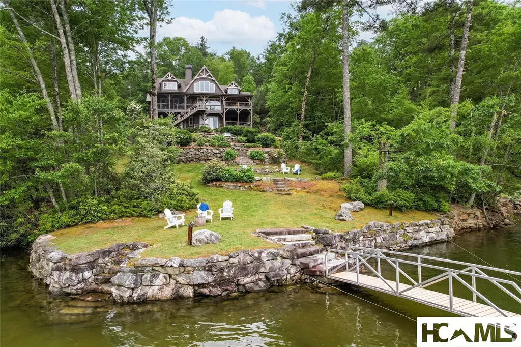 421 Easter Lane Cullowhee NC 28723
