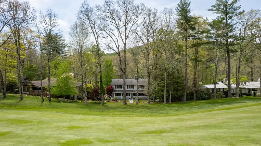 1280 Cobb Road Highlands NC 28741
