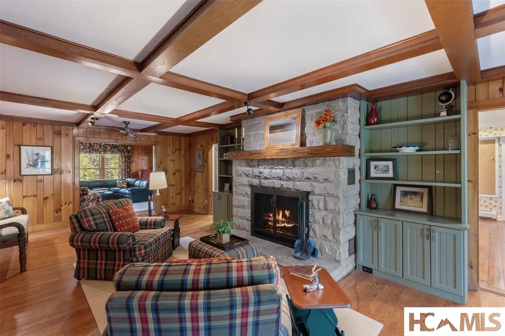 1280 Cobb Road Highlands NC 28741