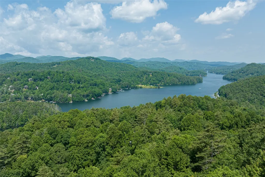 585 Tabletop Road Glenville NC 28736