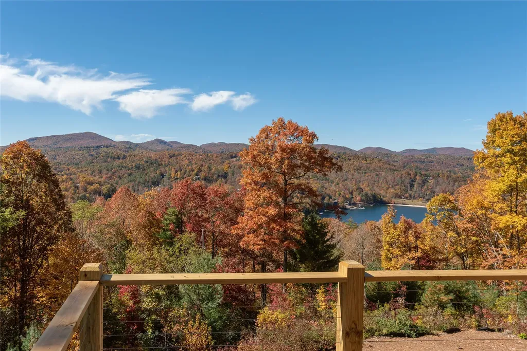 585 Tabletop Road Glenville NC 28736