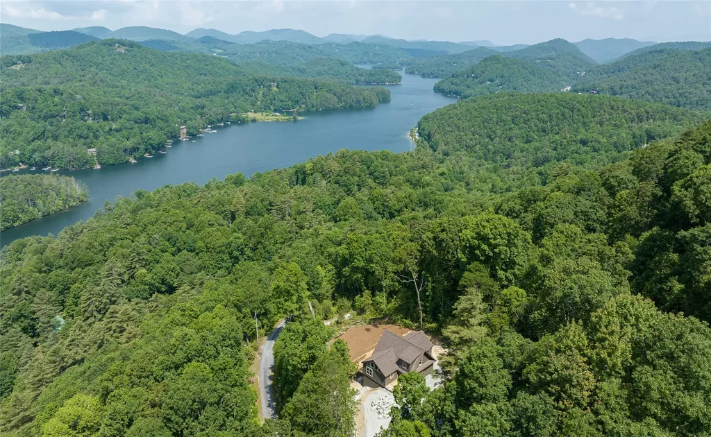 585 Tabletop Road Glenville NC 28736