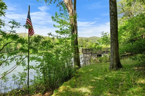 1923 Cold Mountain Road Lake Toxaway NC 28747