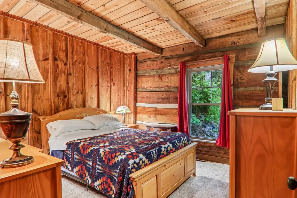 17198 Rosman Highway Lake Toxaway NC 28747