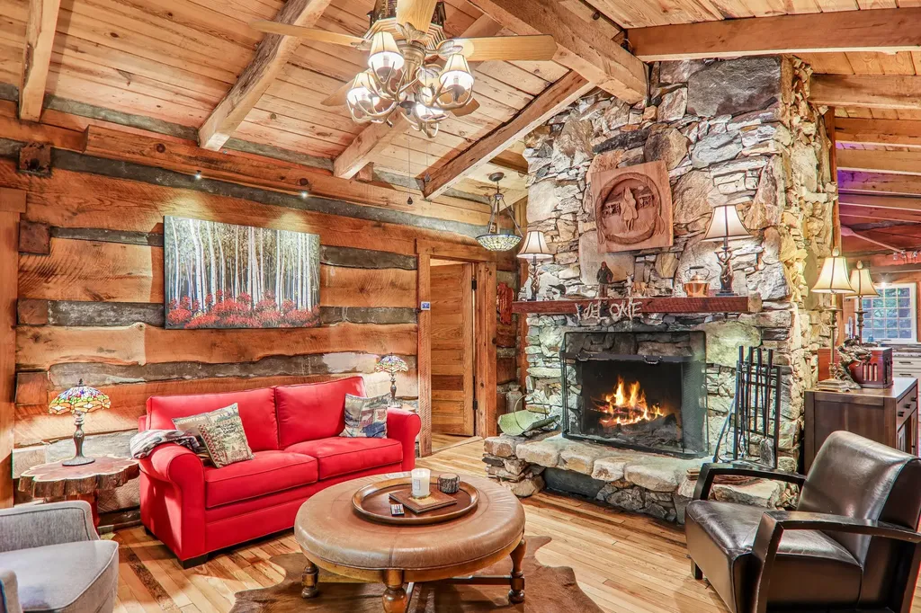 17198 Rosman Highway Lake Toxaway NC 28747