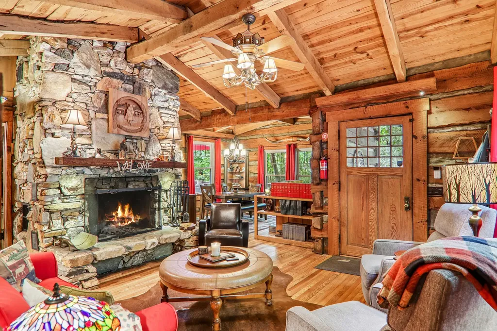 17198 Rosman Highway Lake Toxaway NC 28747