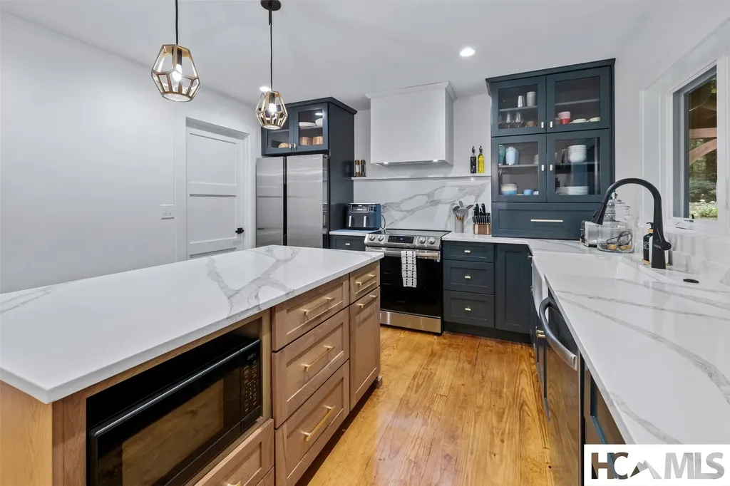 162 Highview Road Cashiers NC 28717