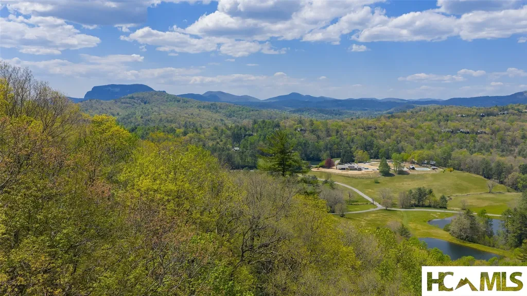 ME-4 Old Chimney Road Cashiers NC 28717