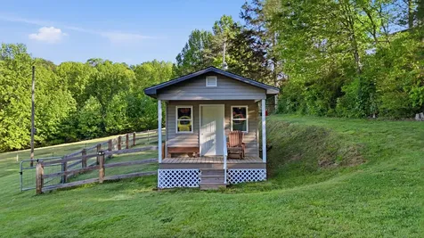 29 Bert Waldroop Road Franklin NC 28734