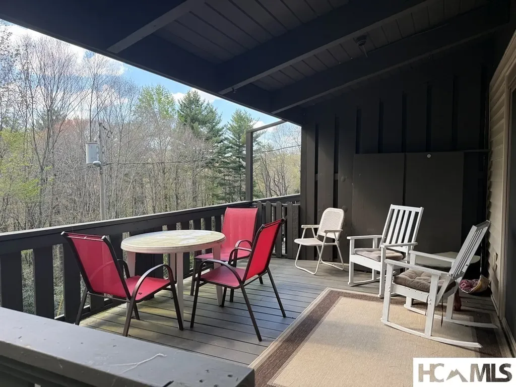 125 Hawks Nest Lane Highlands NC 28741