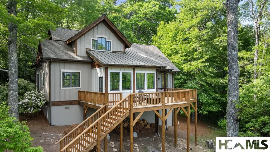 48 Bearfoot Lane Highlands NC 28741
