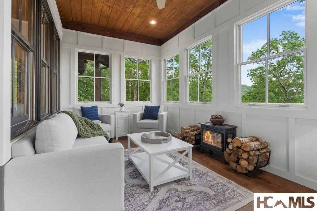 48 Bearfoot Lane Highlands NC 28741