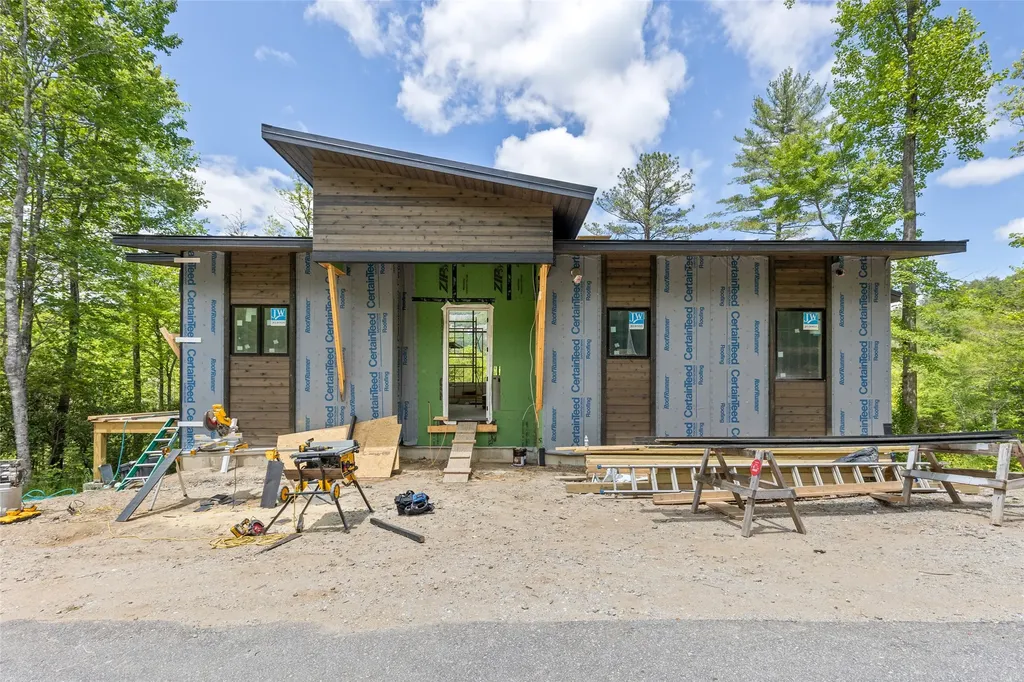 206 Sanctuary View Trail Highlands NC 28741