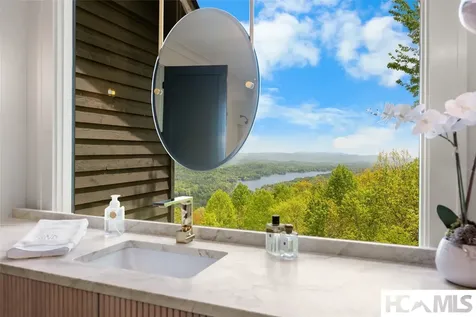 96 Moltz Court Lake Toxaway NC 28747