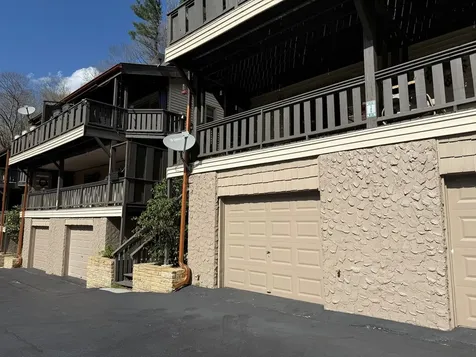 145 Hawks Nest Lane Highlands NC 28741