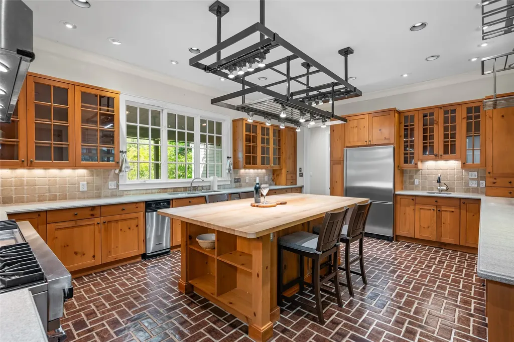 1957 Cold Mountain Road Lake Toxaway NC 28747