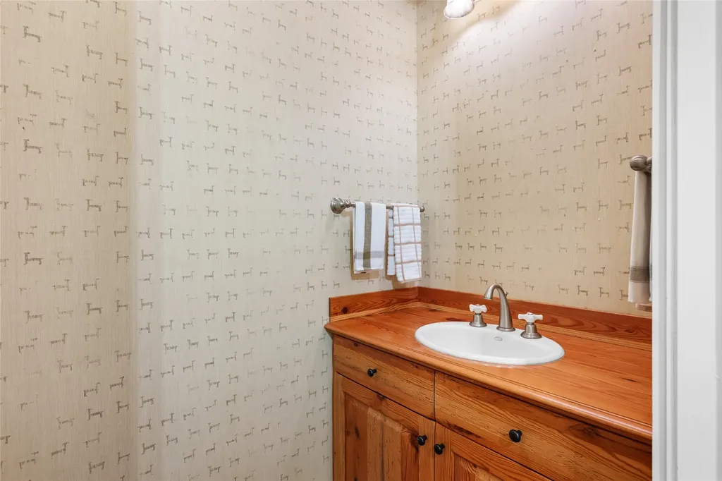 1957 Cold Mountain Road Lake Toxaway NC 28747