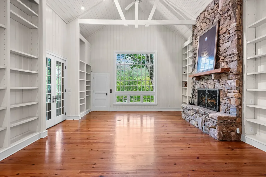 1957 Cold Mountain Road Lake Toxaway NC 28747