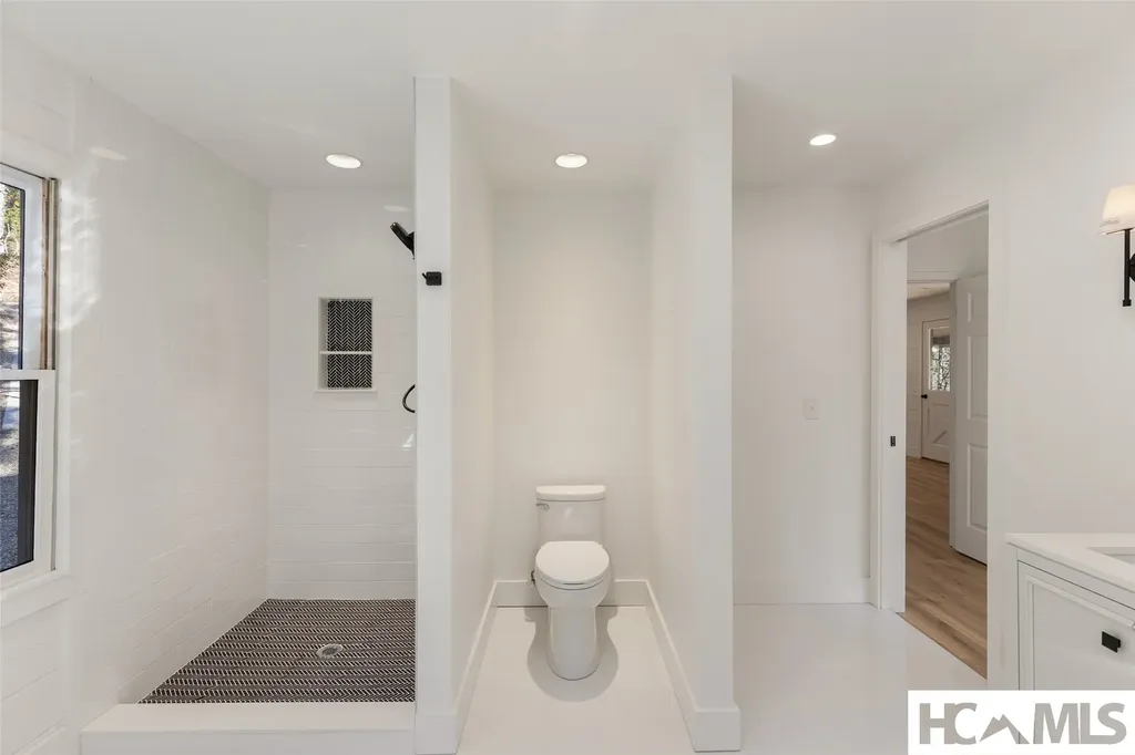 205 Hemlock Circle Highlands NC 28741