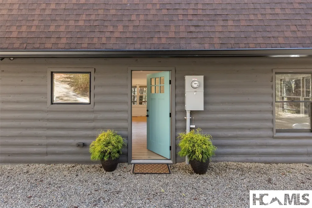 205 Hemlock Circle Highlands NC 28741