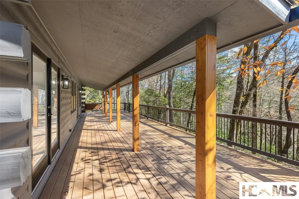 205 Hemlock Circle Highlands NC 28741