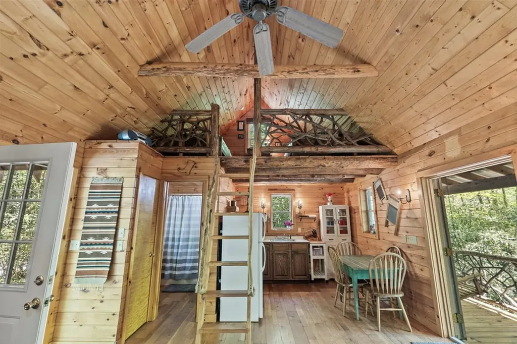 30 Wild Hog Trail Highlands NC 28741