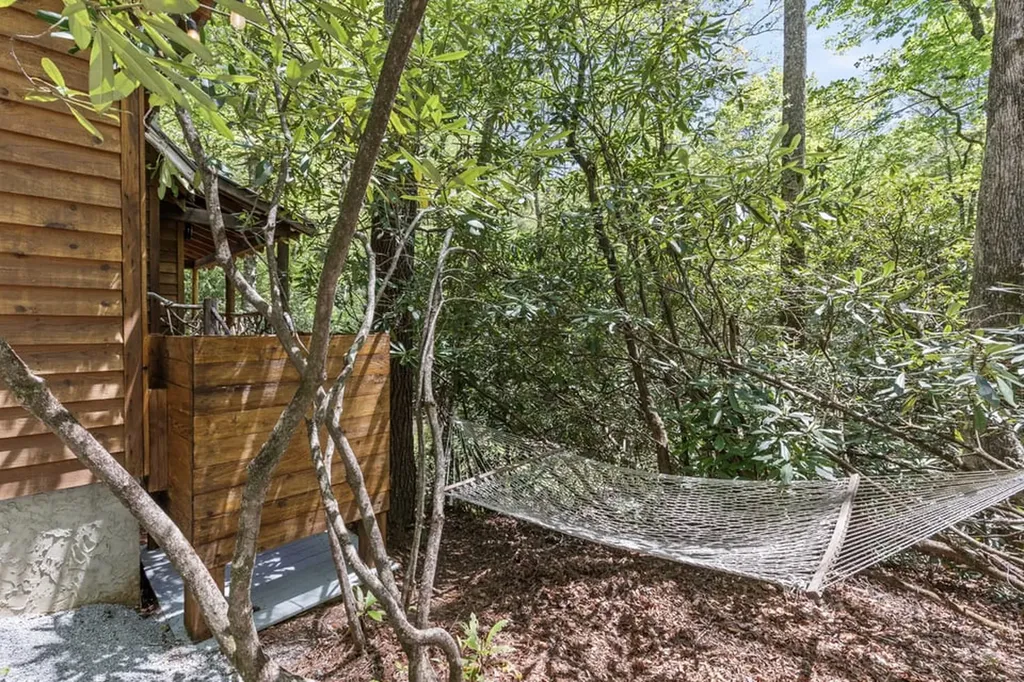 30 Wild Hog Trail Highlands NC 28741