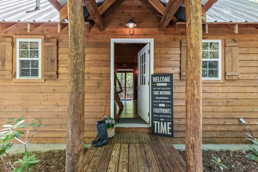 30 Wild Hog Trail Highlands NC 28741
