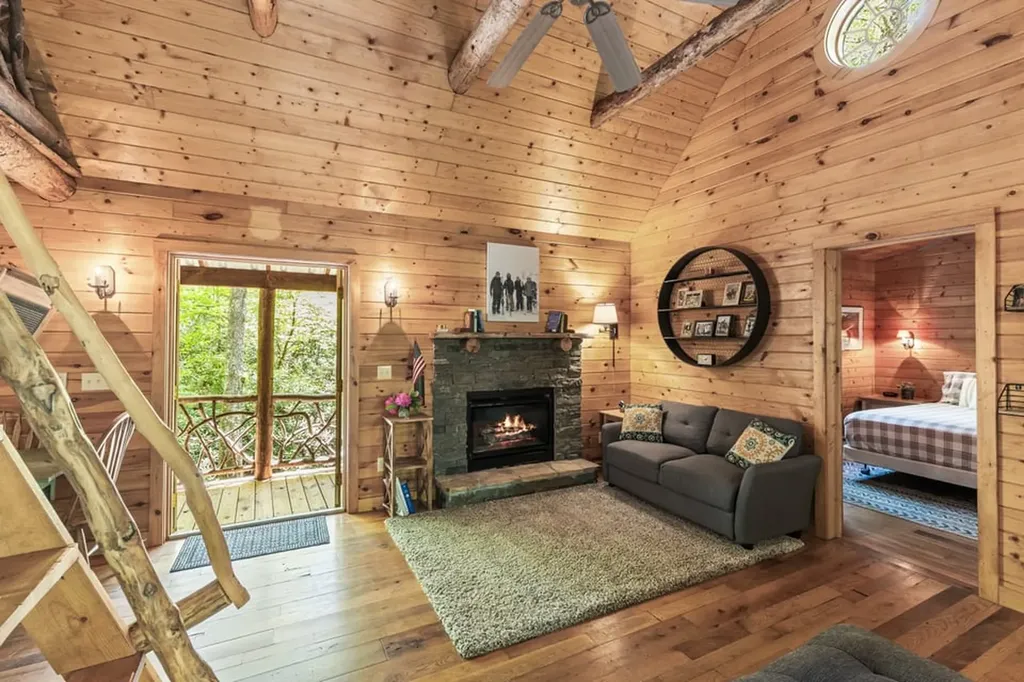 30 Wild Hog Trail Highlands NC 28741