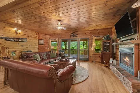 453 Macs Mountain Retreat Lane Franklin NC 28734