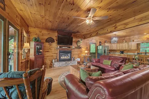 453 Macs Mountain Retreat Lane Franklin NC 28734