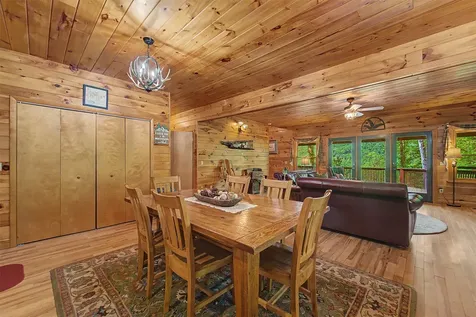 453 Macs Mountain Retreat Lane Franklin NC 28734