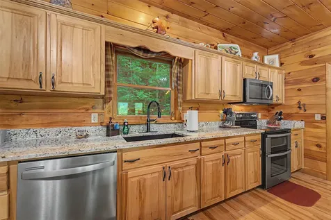 453 Macs Mountain Retreat Lane Franklin NC 28734