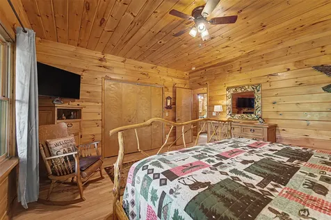 453 Macs Mountain Retreat Lane Franklin NC 28734