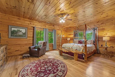 453 Macs Mountain Retreat Lane Franklin NC 28734
