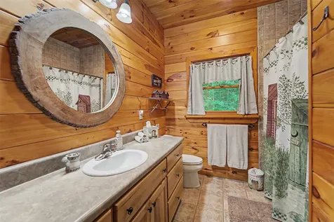 453 Macs Mountain Retreat Lane Franklin NC 28734
