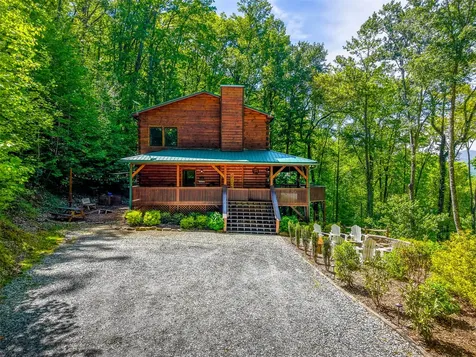453 Macs Mountain Retreat Lane Franklin NC 28734