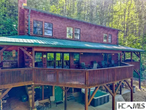 453 Macs Mountain Retreat Lane Franklin NC 28734